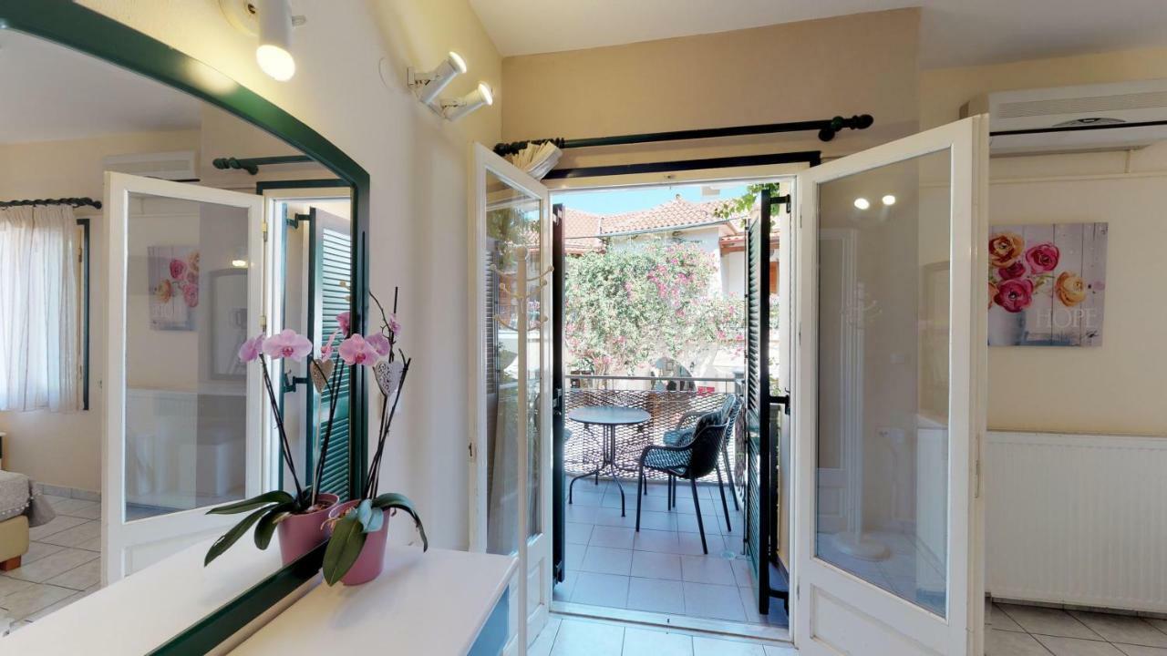 Studio Margaritis Parga Exterior photo